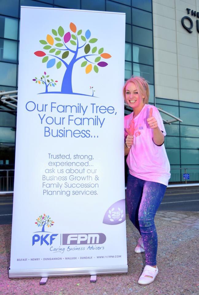 We would like to thank @pkffpm for sponsoring our Pink Colour Station 💖. Pictured @CurranNicole1 🌈
Book today at 
childrenincrossfire.org/involved/event…