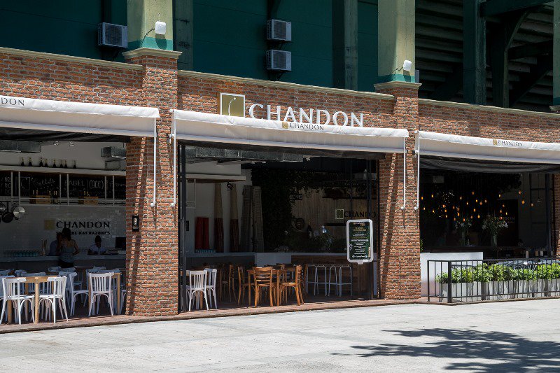 asocdepolo's tweet photo. ALIANZA CHANDON-AAP. @Chandon_Ar reafirmó su compromiso con la AAP y por 20ma. temporada consecutiva, estará en el Camp. Argentino Abierto. https://t.co/GSMmrfy3Hd