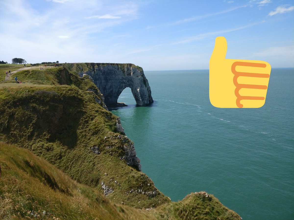 jzallio's tweet photo. Hop on rentre ! Très bonne journée à #Etretat ! Des élèves géniaux ! #svt #tweetetsvt https://t.co/qNkVjvBWOR