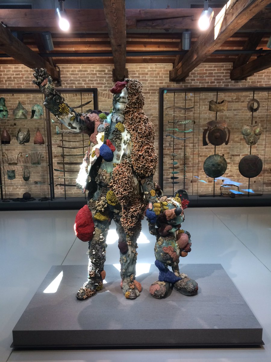 cucicov's tweet photo. The faces of baffled tourists at this years #damienhirst show in #venice - #PRICELESS https://t.co/EpMiqXljNB