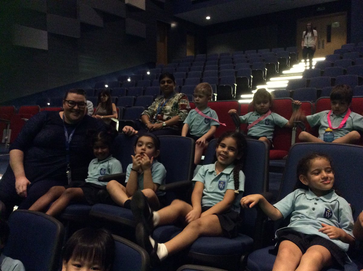 WSO_FS1's tweet photo. Jellyfish fish a Class really enjoyed the Jungle Book show! 🐻🐯🐒👦🏾 https://t.co/rwjrU3Udaa