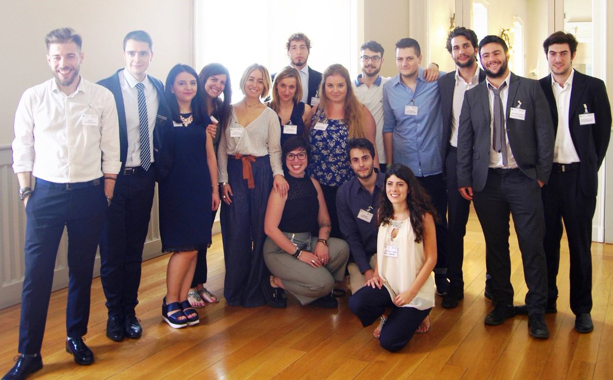 Unicatt's tweet photo. #DrStartupper vince il portale e-commerce "Halal Made in Italy" dedicato alla comunità islamica #food @ALTIS_Unicatt @YouCameraMi https://t.co/ZDoQDHIPrv