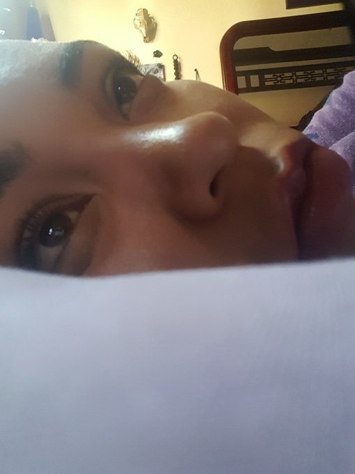 I think my little sleepy face is so cute when I first wake up 😏 https://t.co/JNzFRwjbtn<a href="/tag/crybaby"class="tags"><span>#crybaby</span></a>
