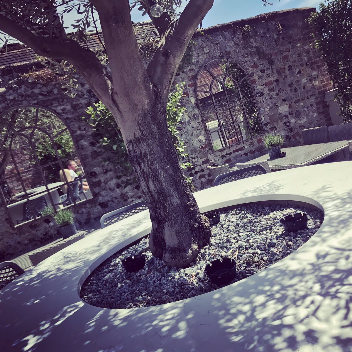 Don't forget our beautiful sunny terrace! ☀️☀️☀️