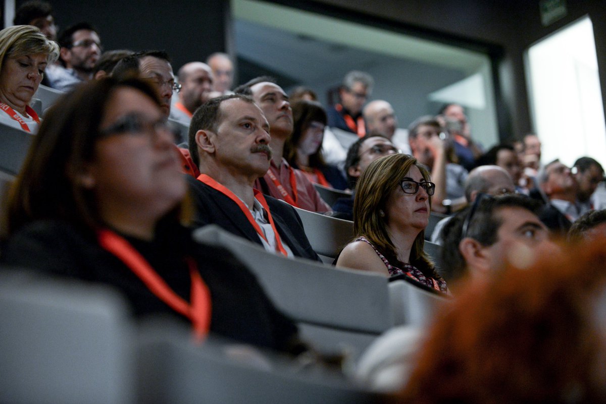 TICBox_'s tweet photo. Hemos publicado la galería de imágenes de #TICBOX 2017 ¿Os veis ahí? :-) https://t.co/JqEXExDikP https://t.co/3gcQaIHNhs