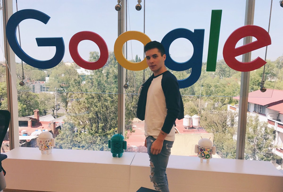atlgarza's tweet photo. visitando a mis amigos de @googlemexico, increíbles sus instalaciones! https://t.co/JXXm9gbqrn