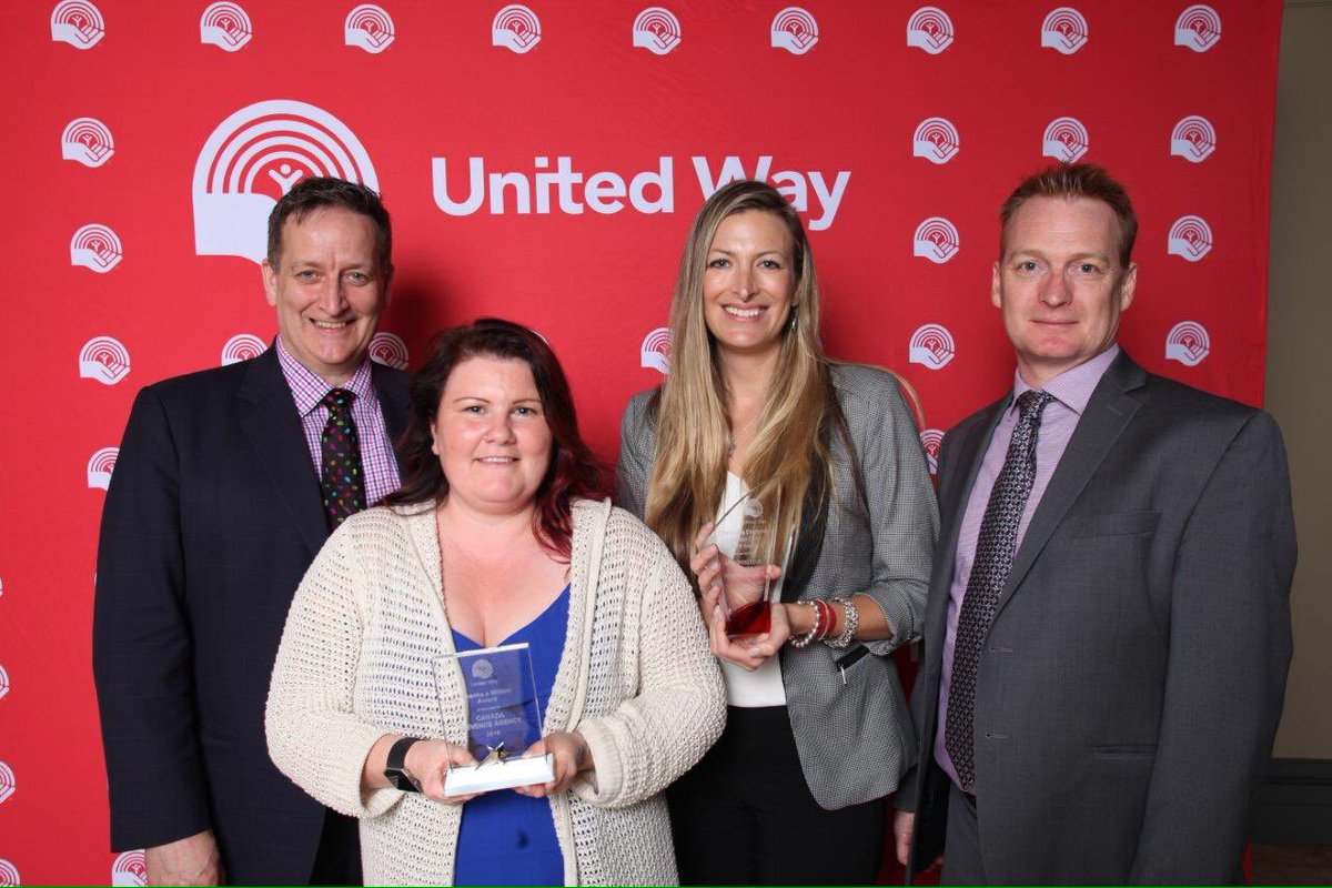 eDavidBedford's tweet photo. United Way recognizes #VITSO community giving. Adds us to $1M club! &Congrats to @skyepenstock on winning Outstanding Chair at #SpiritFest. https://t.co/vPdAMAgt7r