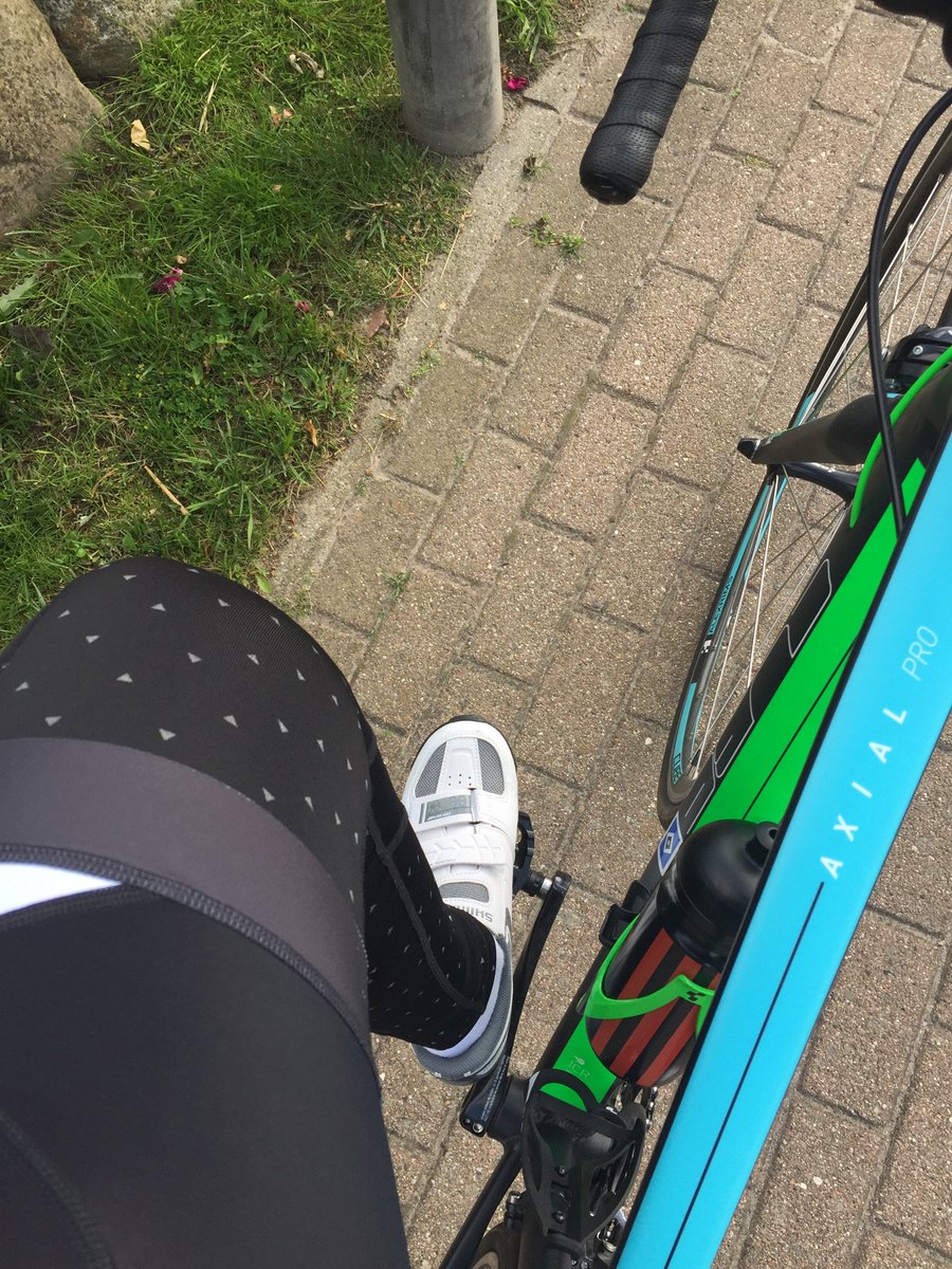 krissi1887's tweet photo. Auf geht's! #triathlon #triisland #swimbikerun https://t.co/GYrfuz1Nod