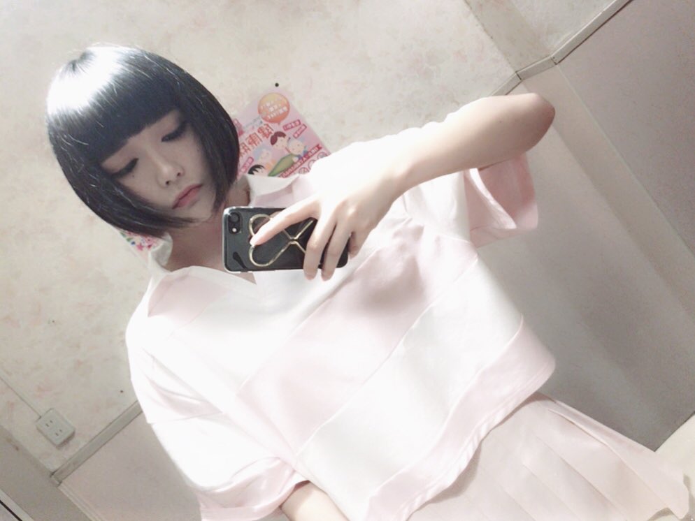 御早うございます🌹♡
本当に最近寒すぎる🤧
昨日から学校始まって、頑張ってます( ˊᵕˋ )
今日も学校です∈(´_________________｀)∋