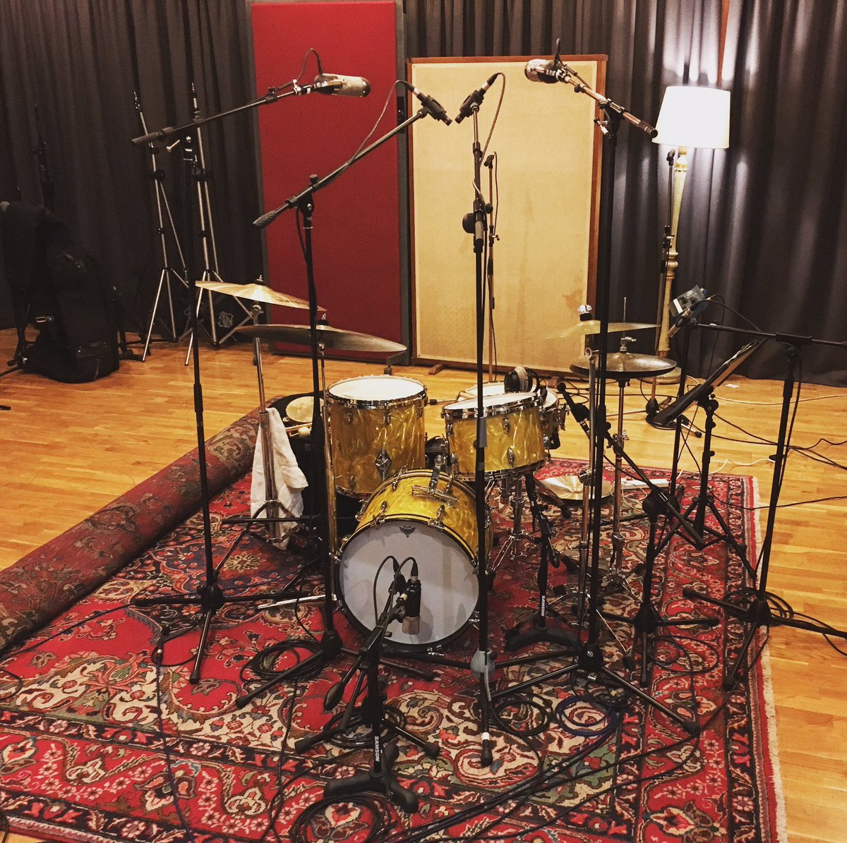 Jazz Monday's! The tone of this kit is sounding incredible - all the dynamic range you need #jazz #drums #albumrecording #livingstonstudios