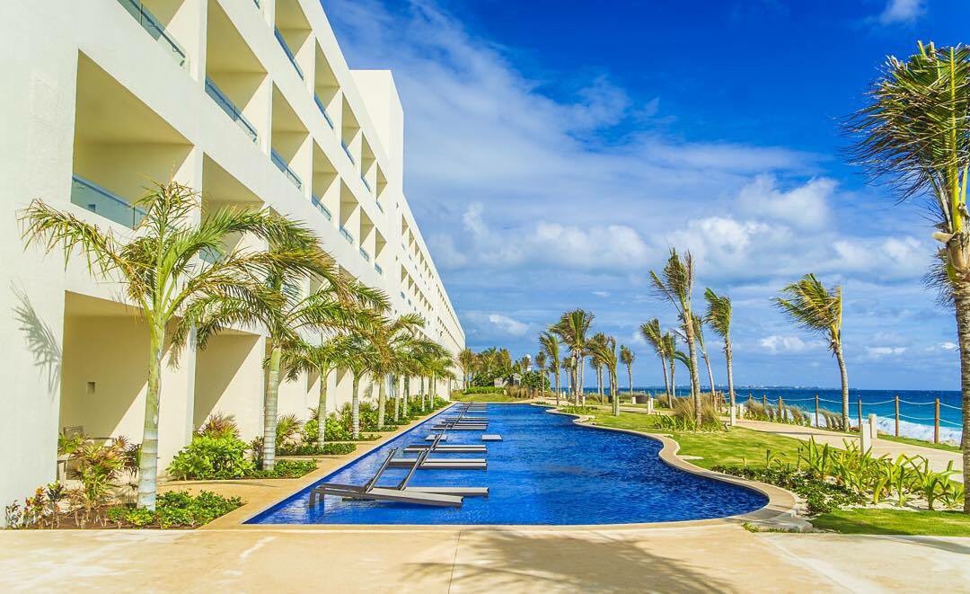 Vacation Couple (@vacation_couple) on Twitter photo It's vacation time! Skip the search and try one of these Top 5 Resorts via <a href="/Vacation_Couple/">Vacation Couple</a> #allinclusive #mexico bit.ly/top5vc It's vacation time! Skip the search and try one of these Top 5 Resorts via <a href="/Vacation_Couple/">Vacation Couple</a> #allinclusive #mexico bit.ly/top5vc