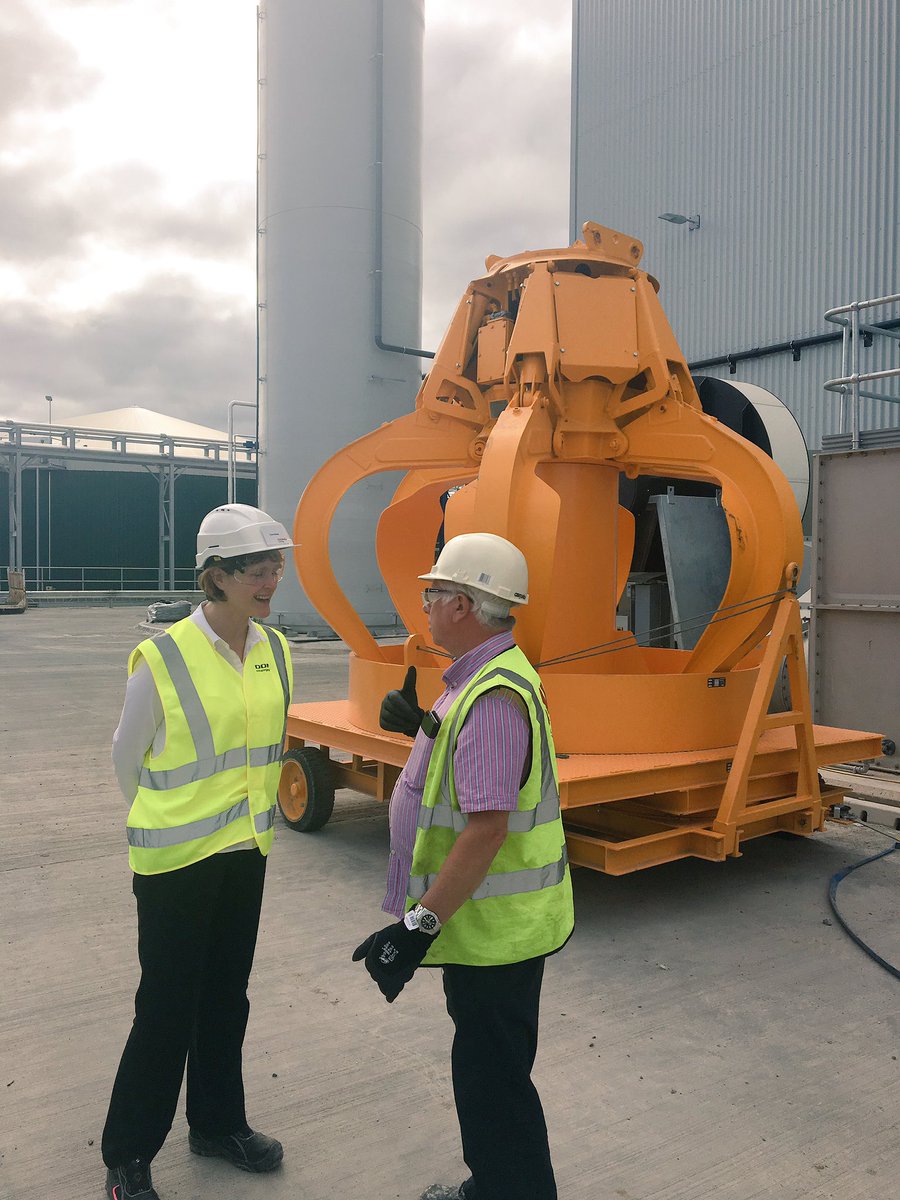 whizzylaw's tweet photo. Great tour of #Renescience #Northwich with @DONGEnergyUK https://t.co/SBrFuJMvAX