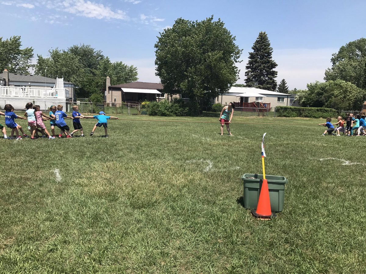 First graders enjoyed Field Day, but wished @theresa_farneti was there! <a href="/SimondSuperstar/">Simonds Superstars |The Lamphere Schools</a> #wearelamphere