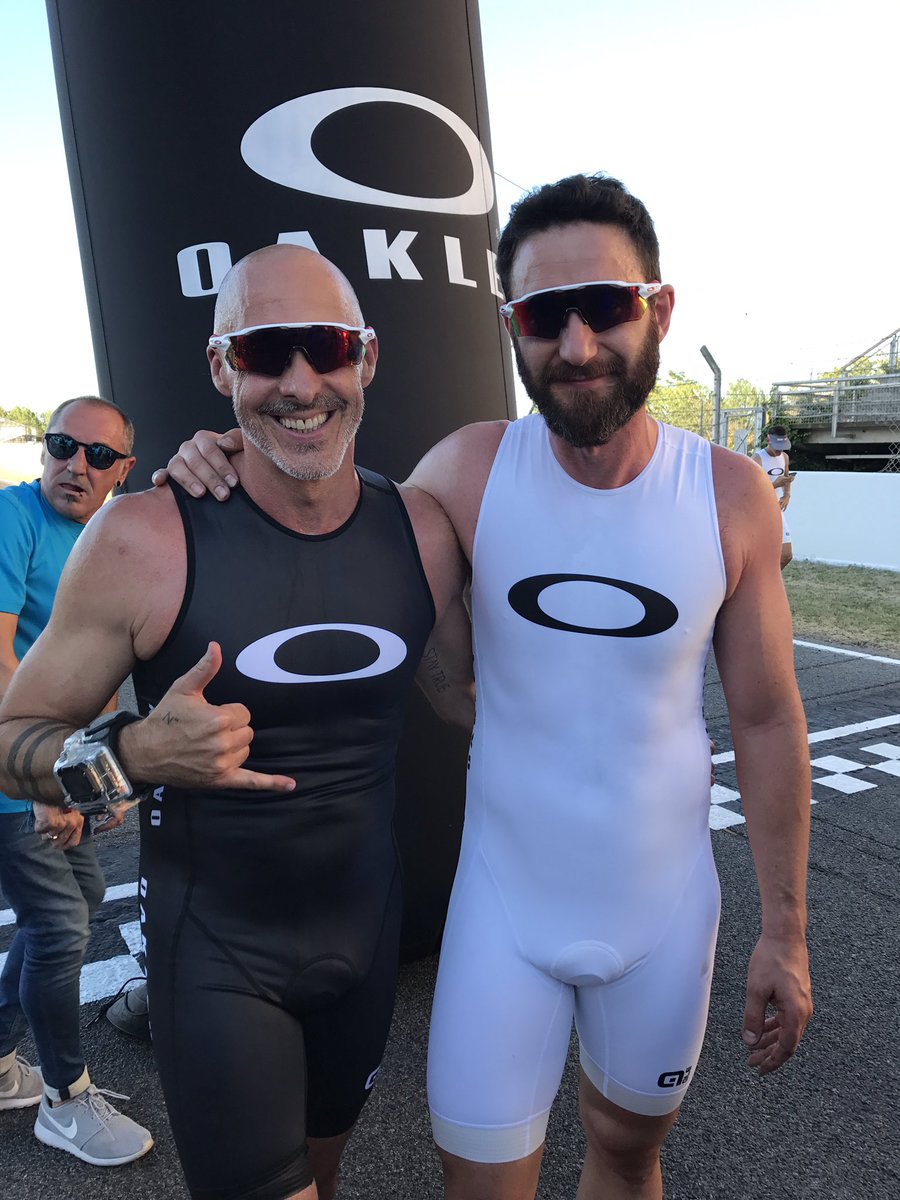 ricardcastellet's tweet photo. Go!! Un gran #CantStop Challenge #runobsession @oakley https://t.co/UUd4na4ZDX