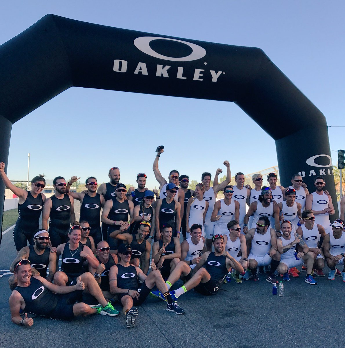 ricardcastellet's tweet photo. Go!! Un gran #CantStop Challenge #runobsession @oakley https://t.co/UUd4na4ZDX