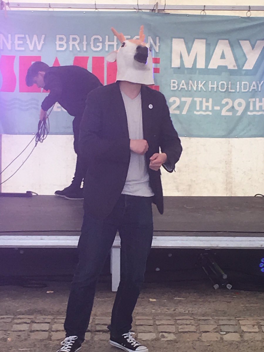 funnylookingpod's tweet photo. That time Doug Panel - mainstream comedian joined us at the @NBSeasideFest for 
Funny Looking Kids:
Comedy Club... https://t.co/ra5A7mp1oK