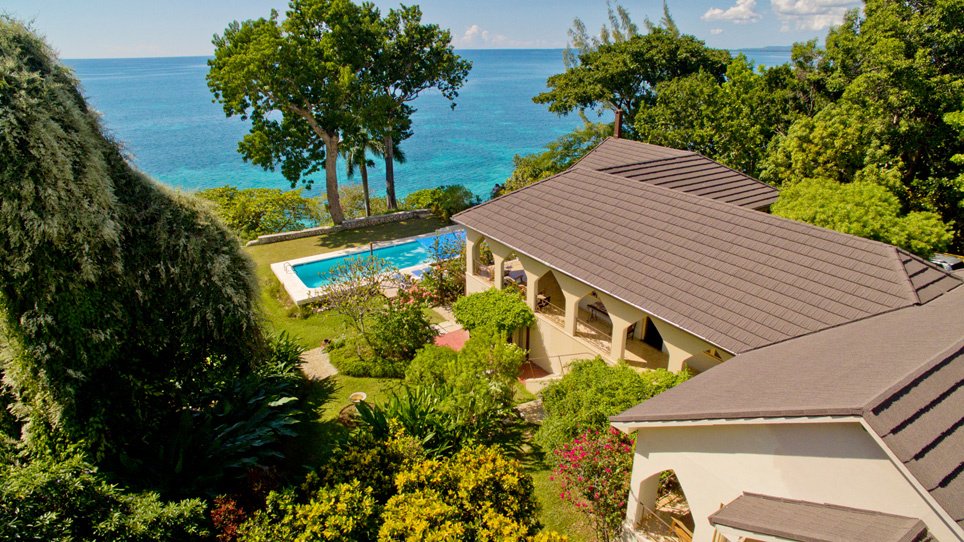 BluefieldsBayVillas tweet media