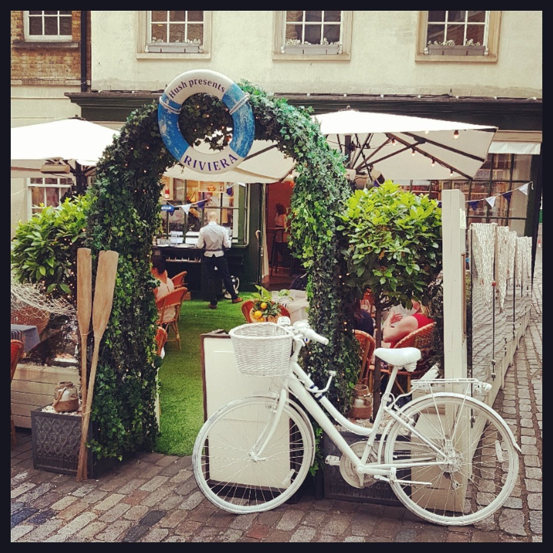 HushMayfair's tweet photo. The French Riviera has arrived on our Lancashire Court cobbles, the fish is fresh and rosé is flowing! #mayfair #hushpresentsriviera https://t.co/OZjZEy0IkS