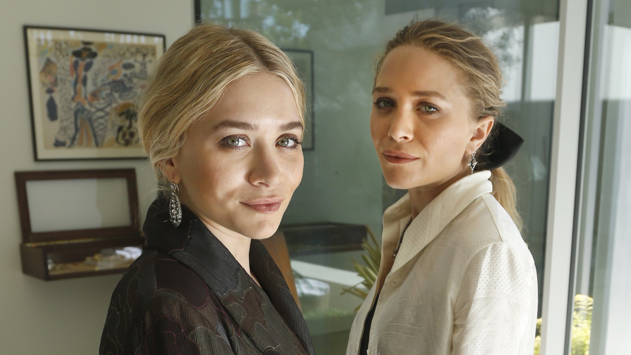 Happy birthday to Mary-Kate and Ashley Olsen, who turn 31 today  