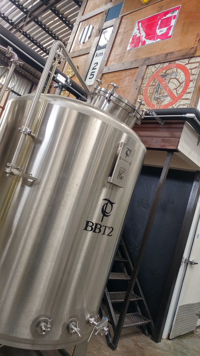 PKWMexico's tweet photo. Brite tank, 15Bbl, Cervecería Transpeninsular, Ensenada, Baja California. #equiposcerveceros #pkwmx #pkwmexico #cervezaartesanal https://t.co/VYVwHn5O9a