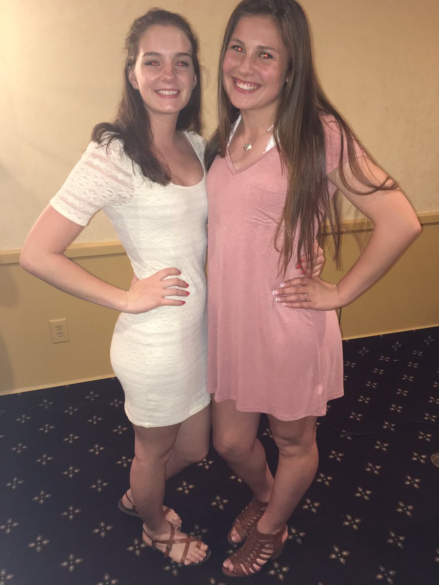 caitg21's tweet photo. happy birthday girl💘 so glad you helped me survive track this year😛 #tracktrap @shawnaleclair https://t.co/FwKzb8ZO3P