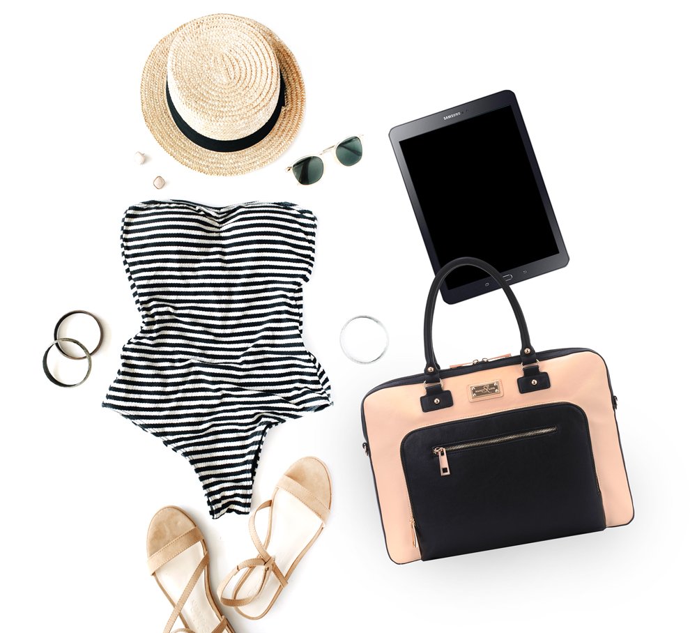 SandyLisabags's tweet photo. The fact that you can fit your #tablet in your #SandyLisa bag along with your favorite pair of #sunnies? Golden. #summer #women #laptopbag https://t.co/SmKUgmGoqz