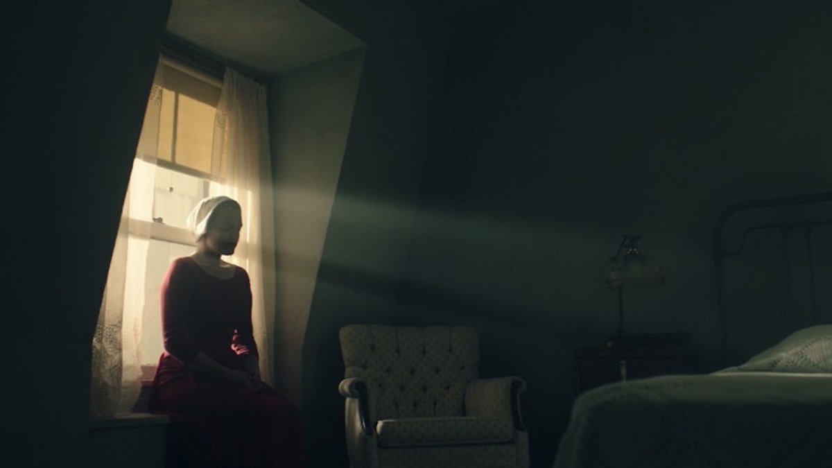 soundandpicture's tweet photo. How #TheHandmaidsTale supervising #sound editor Jane Tattersall built a sonic dystopia: https://t.co/hZ21eT5vkh @TattersallSound @AudioJeney https://t.co/0VPj4HziYq