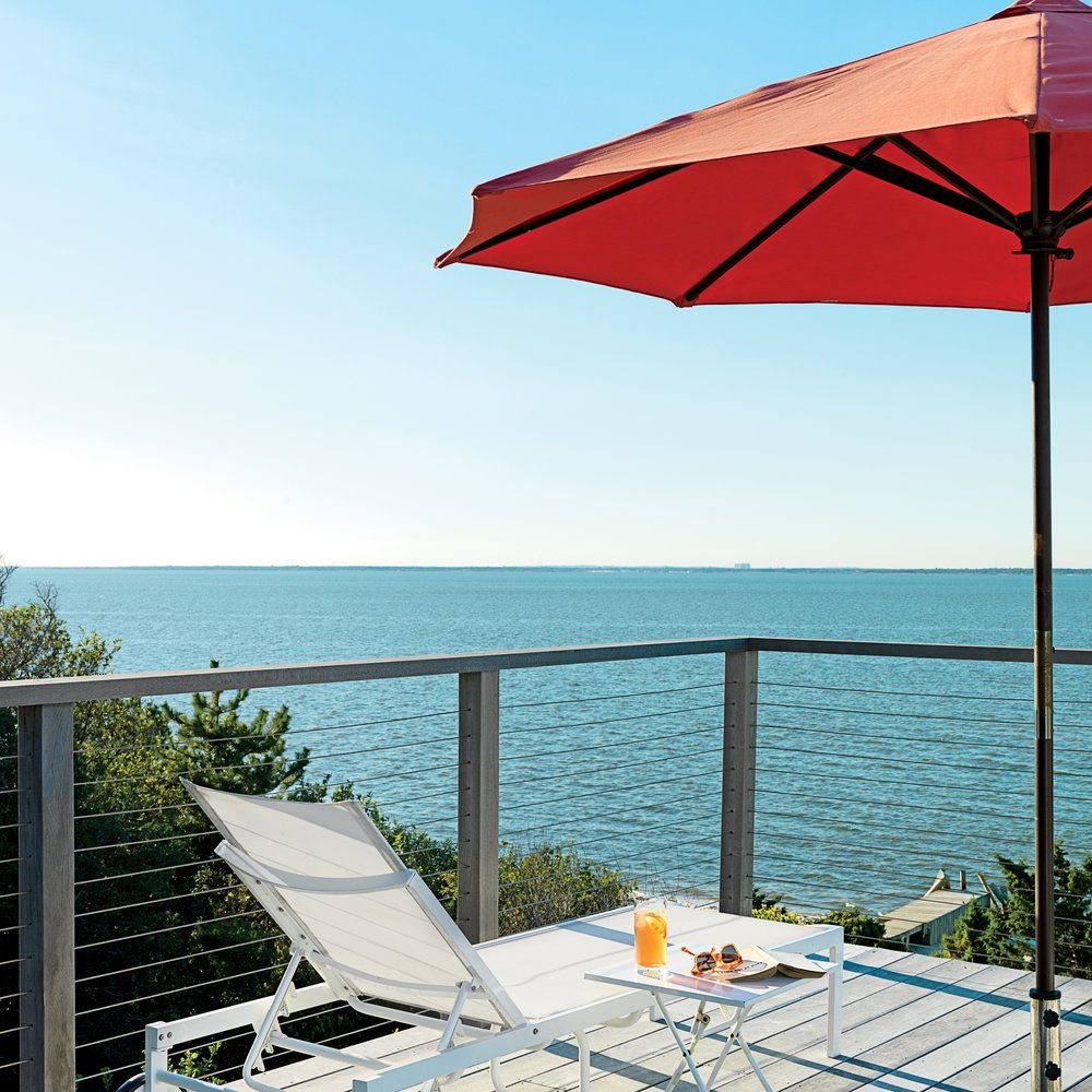 beacon_realty's tweet photo. The A-Zs on building by the beach...https://t.co/Rfjur6u8Be https://t.co/XEitnCpaCg
