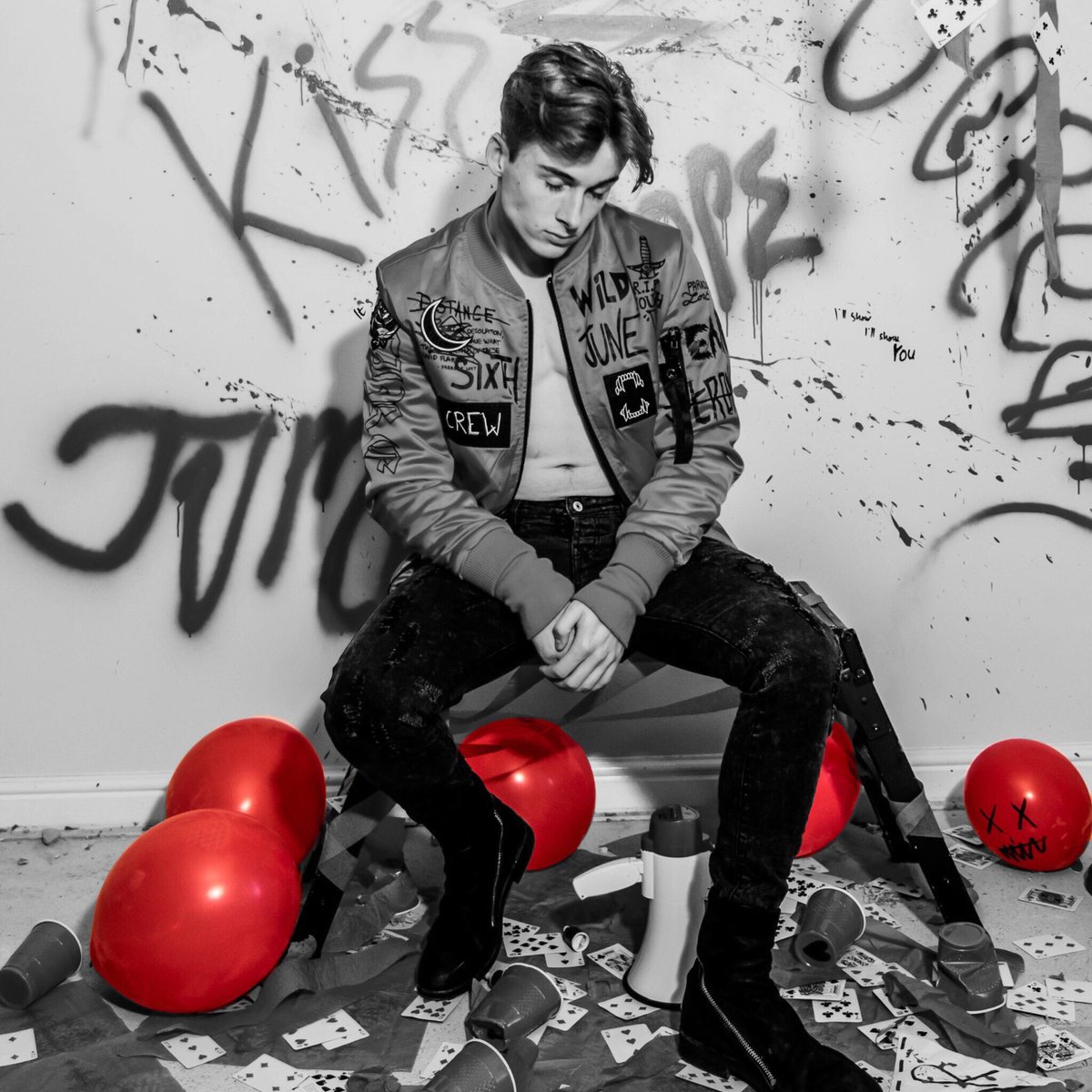 TheHaraJosh's tweet photo. ♥️ONLY YOUNG TOUR♥️

General sale goes LIVE tomorrow at 7pm😁✌🏻

Limited M&amp;G Tickets will be available🖖🏻

#OnlyYoungTour 
RT🎩 https://t.co/1wxsBbrSTw