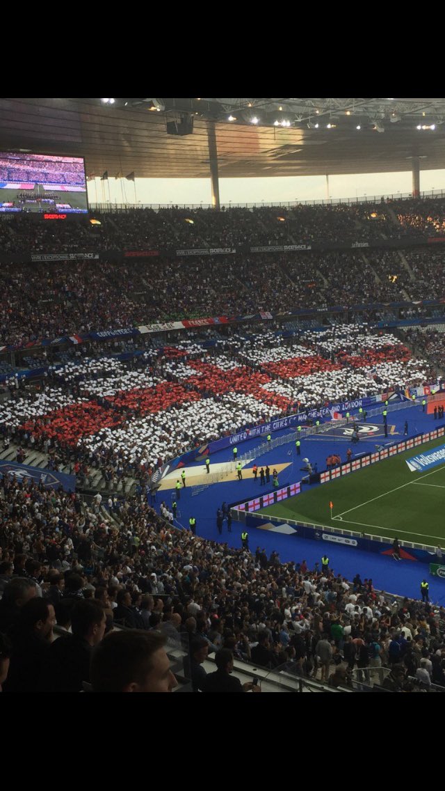 LauraJanePais's tweet photo. #FranceFans 👏🏻👏🏻👏🏻 #FRAENG https://t.co/jzmW79S8yh