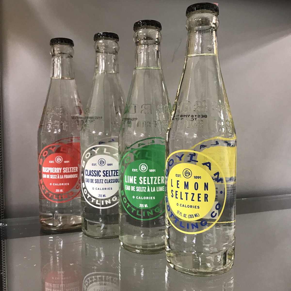 kkfoodliner's tweet photo. NEW to our shelf, @boylanbottling Seltzers in 4 fizzy flavours!! #Fizzitup #itssparkly #HappyHans https://t.co/UMg29H7Dni