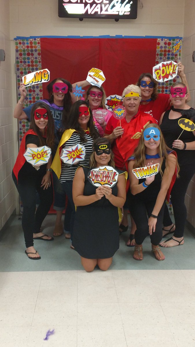 Enterpriser211's tweet photo. Great team of Superwomen at SLT. #VCSSLT https://t.co/uc7R28CHl7