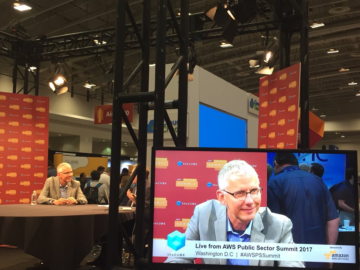 thehumangeo's tweet photo. The one and only Jay Littlepage @DigitalGlobe talks storage in the cloud #AWSPSSummit https://t.co/0puyKKixvW