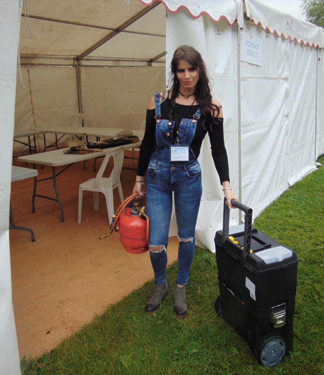 NaomiDJewellery's tweet photo. Setting up at this years @CraftFestival #bovey17 #jewelleryworkshops #devoncrafts https://t.co/u2KfQMvwgJ