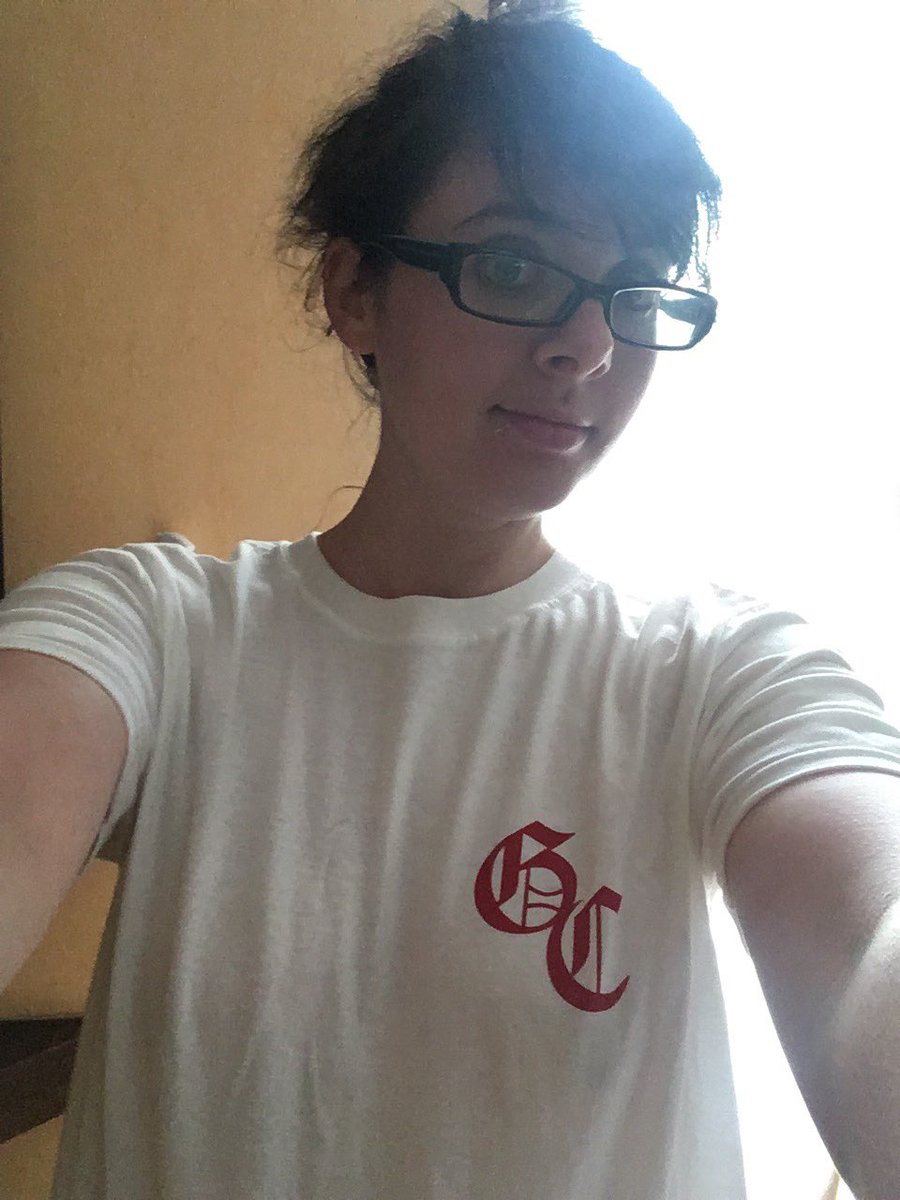 MydraGC's tweet photo. Love one of my new t-shirt ! @GoodCharlotte #goodcharlotte #teeshirt #gcfam #gcmerch https://t.co/ohzz7M8DUb