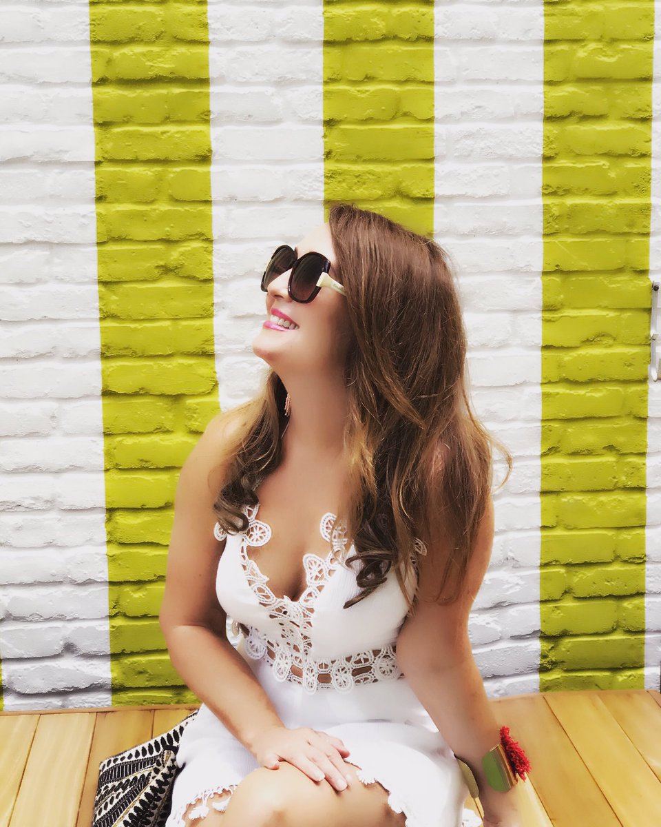 Weeks of monsoons in South Florida. Too many work deadlines. Need to escape! Aruba=happy place. #TweetMeToAruba #Sweepstakes #TravelTuesday