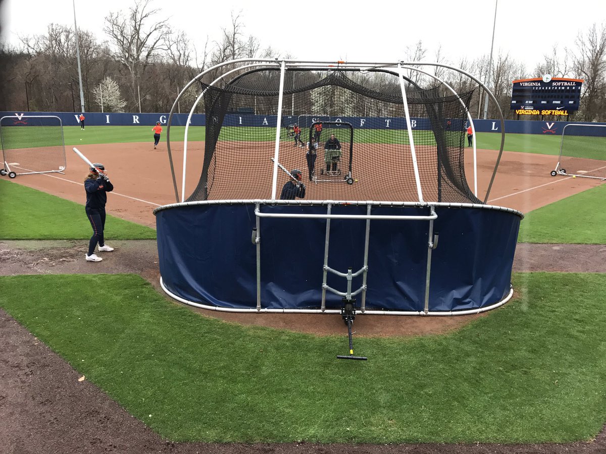 WillMinor09's tweet photo. Need #FieldScreens for #BP? @NettingPros specializes in the Design & Fabrication of Custom #Screens to fit your team as seen here. #Softball https://t.co/2Y02oOSJ5W