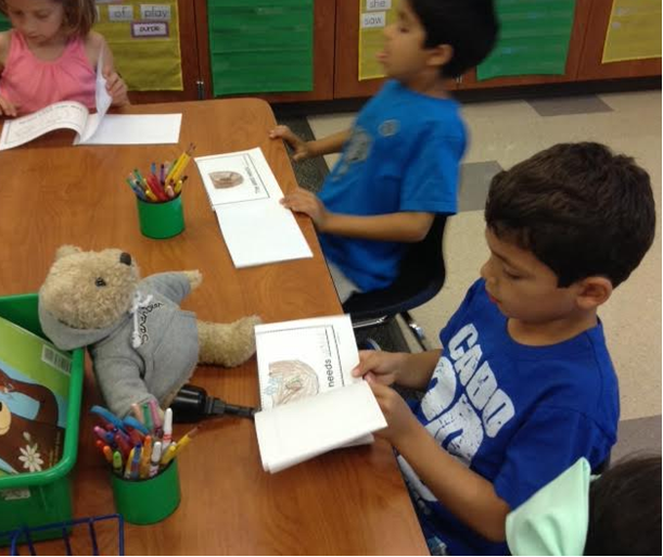 Sarah_Bear_NPO's tweet photo. Check out #SarahBear in the classroom helping out kids.... thats love. #CelebrateYourDifference #LOVEYourself https://t.co/4EWF5ehlFz