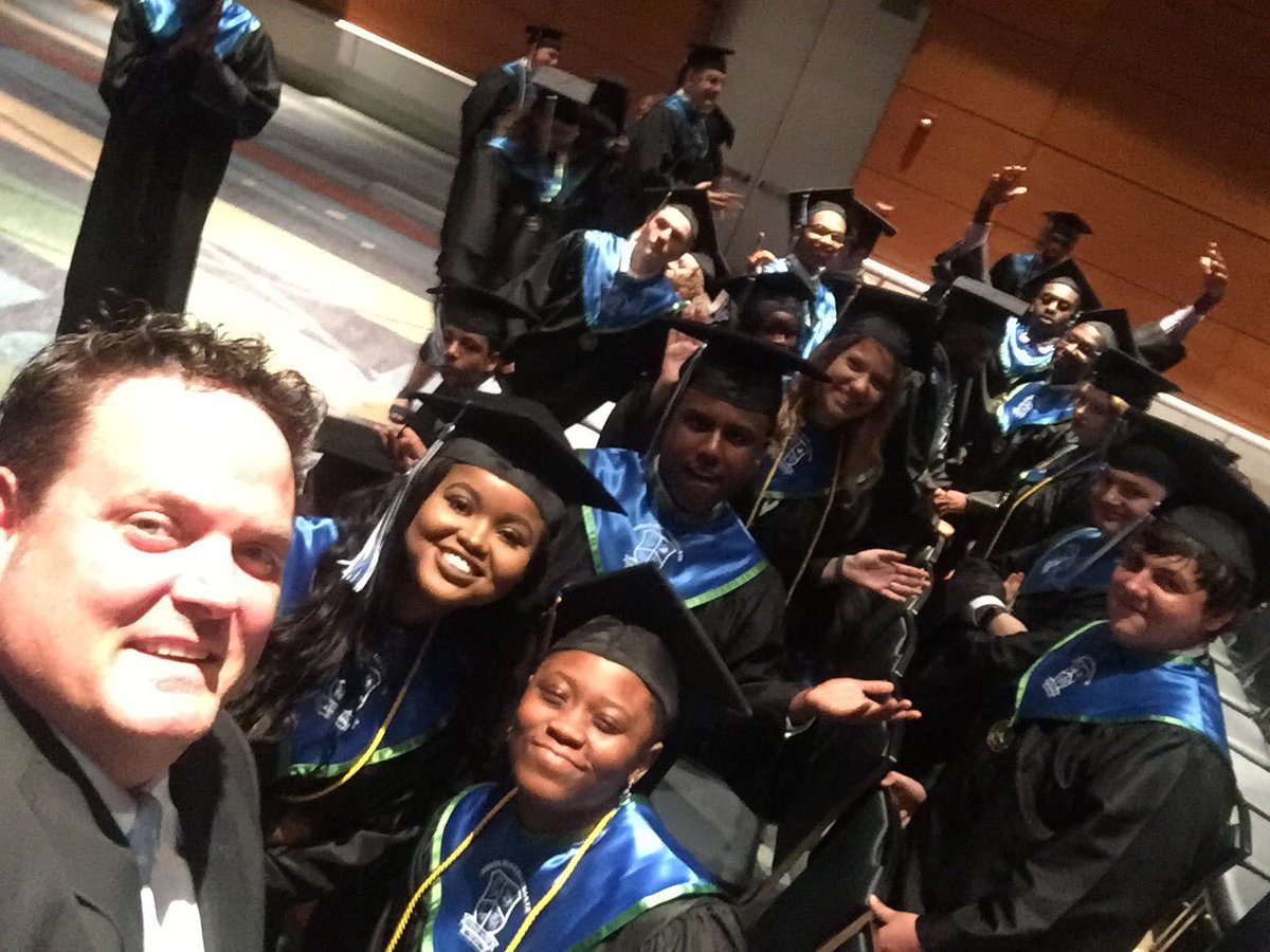 LoudounSupe's tweet photo. Getting ready for FIRST EVER  @grcollegiate #vbcpsgrad #wearevbschools https://t.co/zIXnm8i9eQ