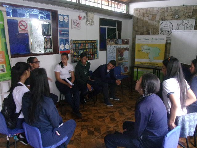 AGENDA_JUVENIL's tweet photo. JOVENES DEL LICEO BOLIVARIANO ROMULO INICIA LABOR SOCIAL EN AL CATEDRA DE LA PAZ #30AñosCatedraPazULA #ForjandoPaz #Merida #LosCuros https://t.co/vDeYuQs4we