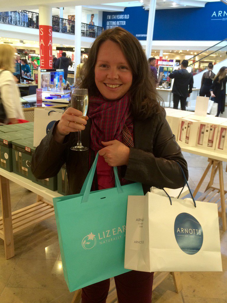 tinygaff's tweet photo. Super customer event @ArnottsDublin tonite! #arnotts #bubbly https://t.co/PoPiBTOL3w