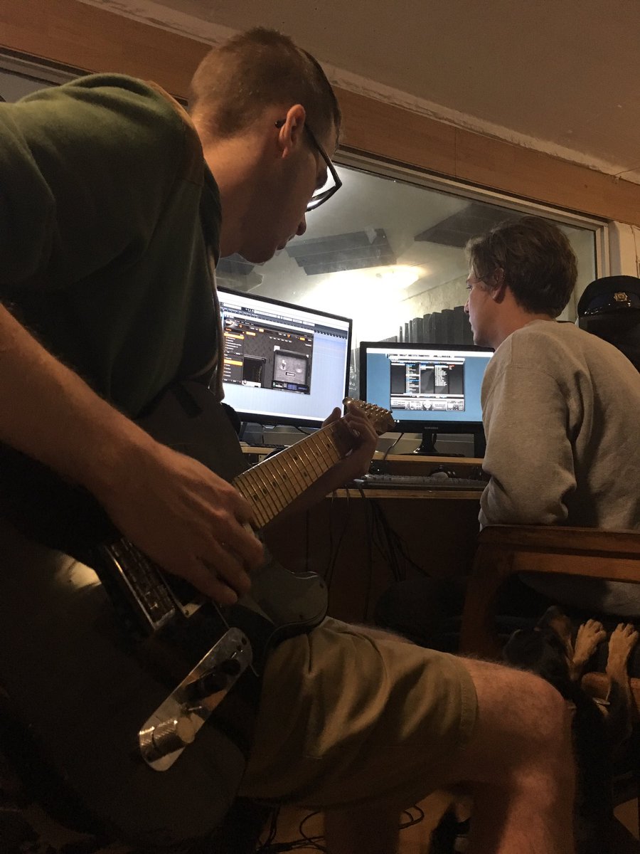 Life_Below's tweet image. Day 1: EP 2 begins.