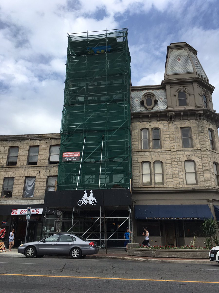 BrothersBrewery's tweet image. It's official! Sign is up and our doors are open for business!! #BrothersBrewingCompany #FinallyOpen
