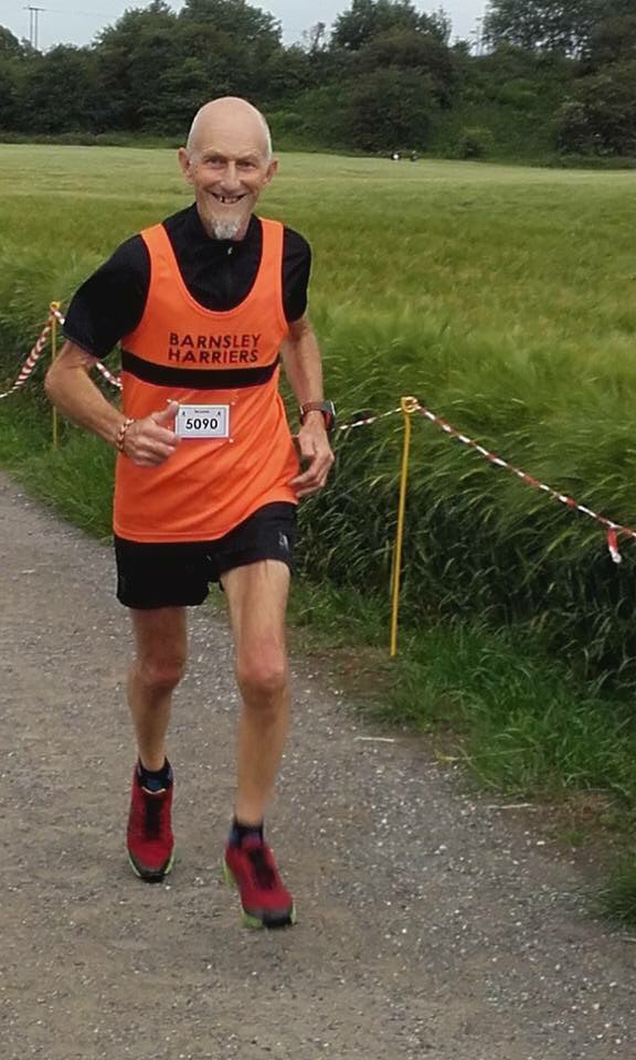 BarnsleyHarrier's tweet photo. Some of #TeamBaHa at the #Trunce this week! Go @BarnsleyHarrier #Warm #Barnsley @UKRunChat https://t.co/M0BUcaXIqk