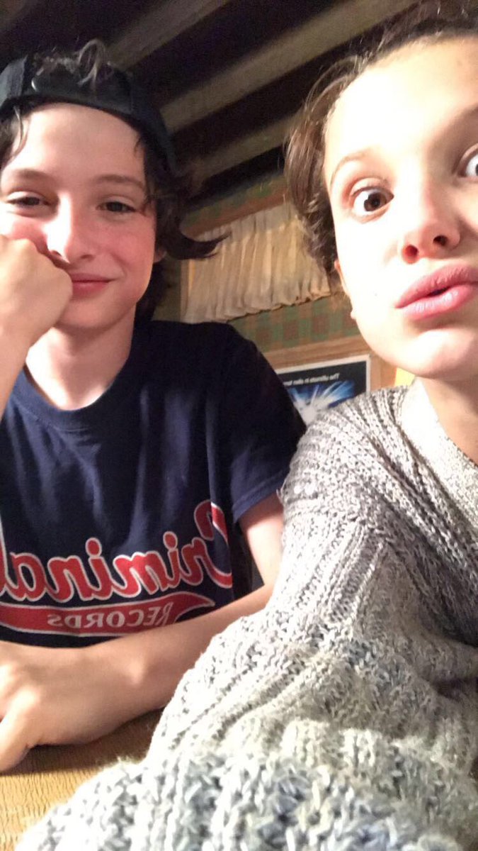 strangerthFR's tweet photo. Finn Wolfhard &amp; Millie Bobby Brown selfies 📸 https://t.co/4OU1i0Zk6i
