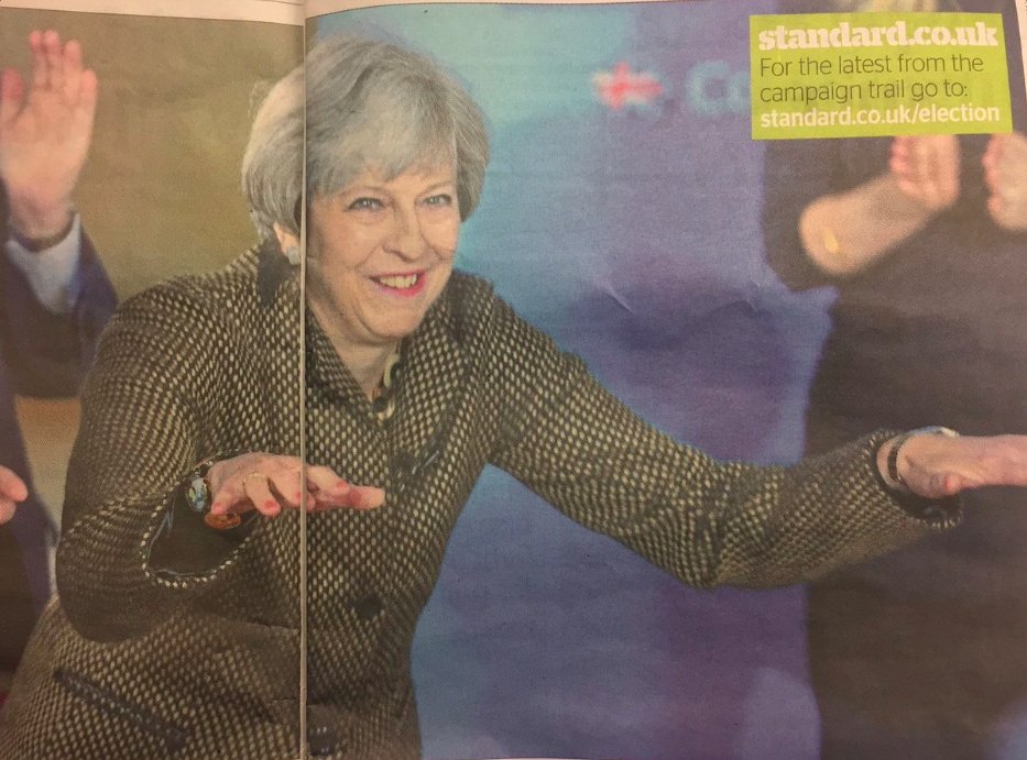 "Yaya..Yaya Yaya...Yaya Yaya Toure" 🎉

"Kolo..Kolo Kolo...Kolo Kolo Toure" 🎉