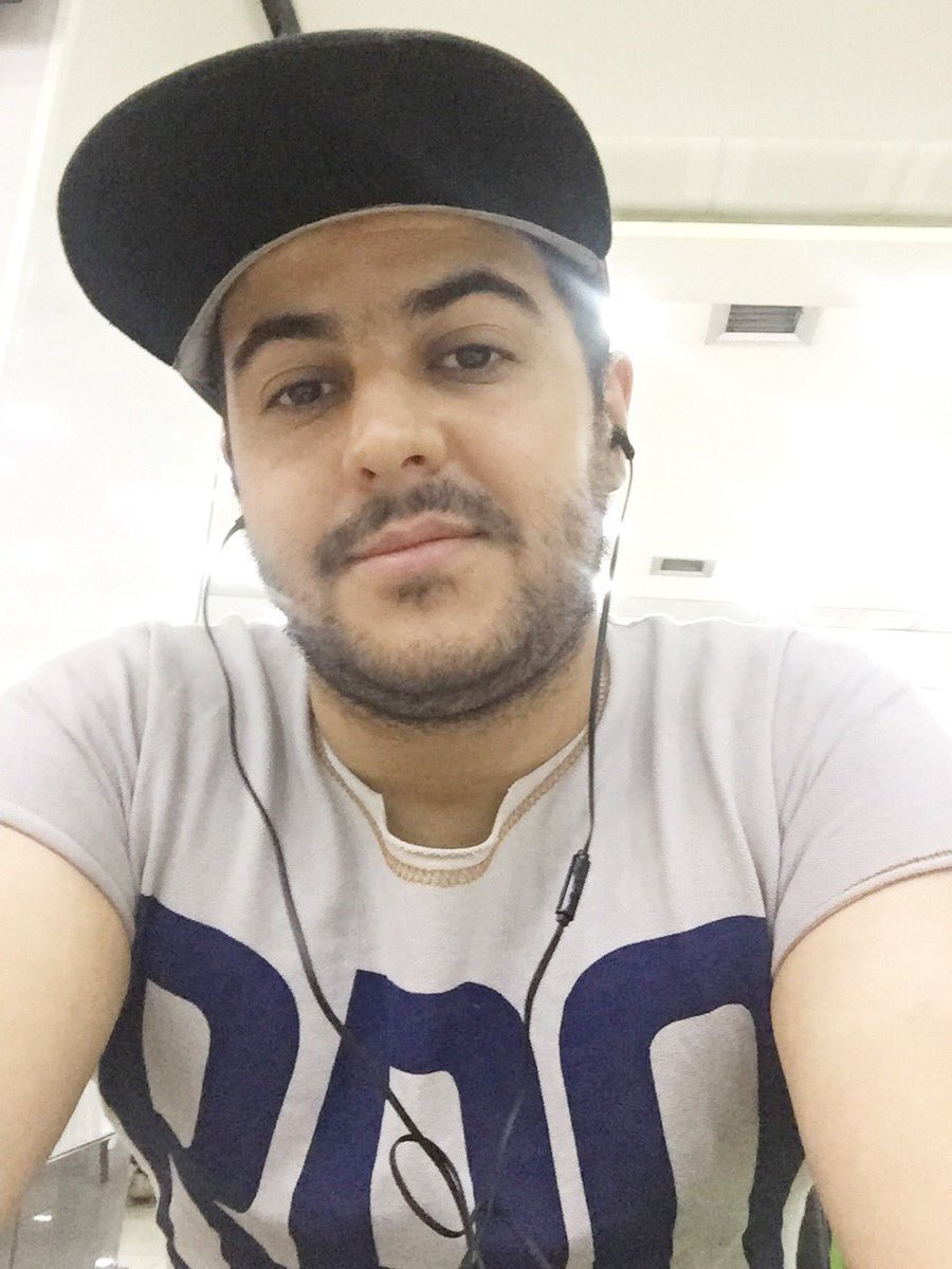 AliWhaabsinger's tweet photo. #selfe 
#علي_عبد_الوهاب https://t.co/hKdH3B16K7