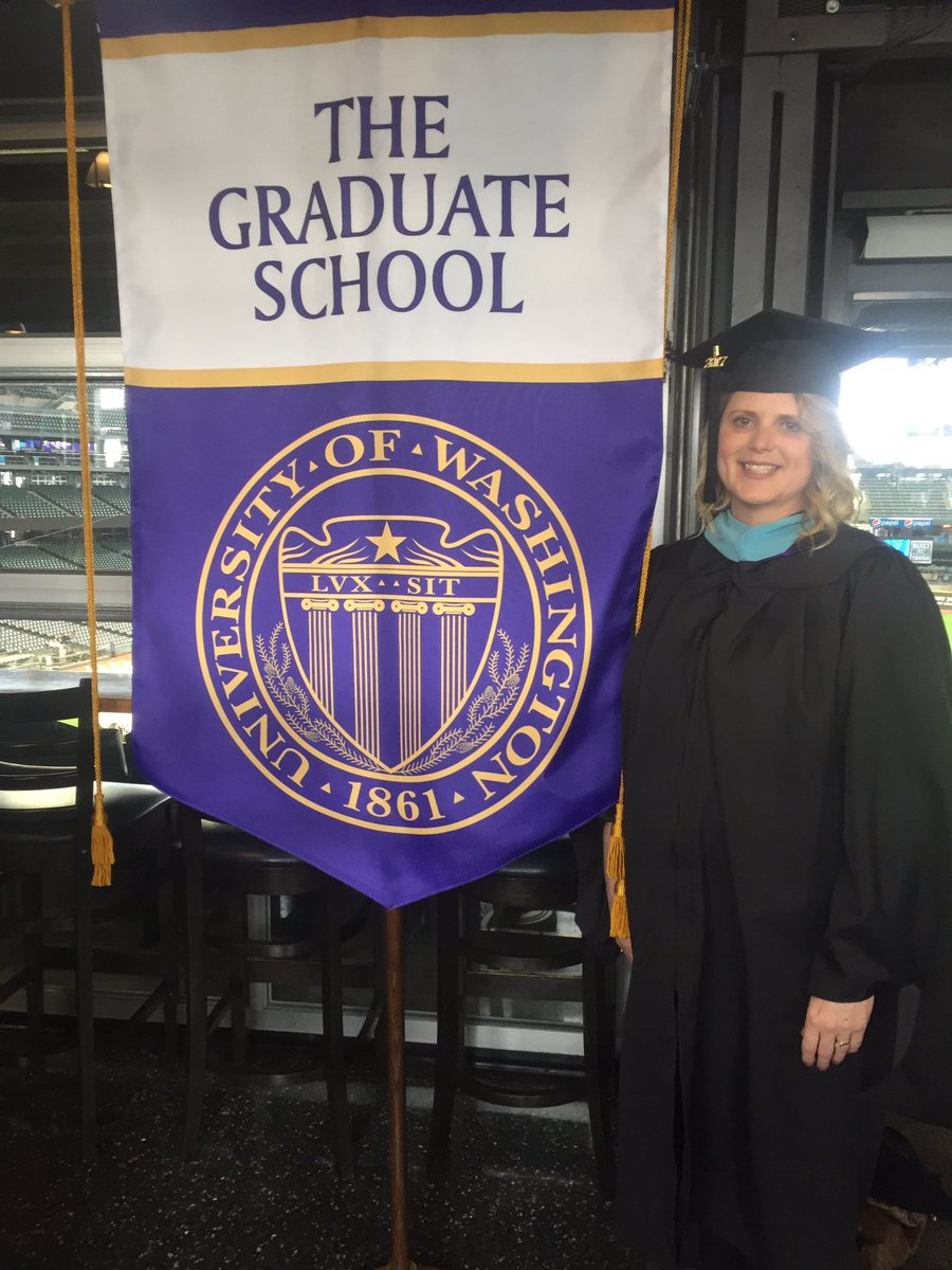 EvolvingChannel's tweet photo. So proud of my girl!  #UWBgrad17 https://t.co/E7U7P4N4GU