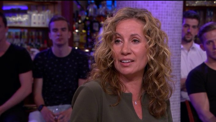 rtltonight's tweet image. Emma's psychische problemen zorgen steeds vaker voor zelfmoordpogingen. Moeder Claudia: "We hebben nú hulp nodig"
bit.ly/2sqoDwm