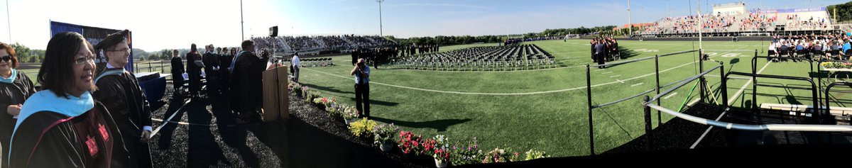 KevinMcCarthyTV's tweet photo. Such an honor to the commencement speaker today @ Tuscarora High School! 🎓

Thanks for letting me nerd out about DEADPOOL &amp; WONDER WOMAN! ❤️ https://t.co/vHeNcmVrkL